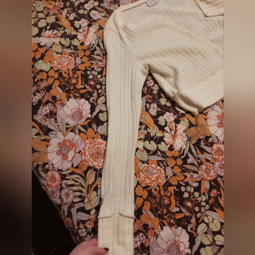 Out From Under Ribbed Cardigan - Picture 9 of 16